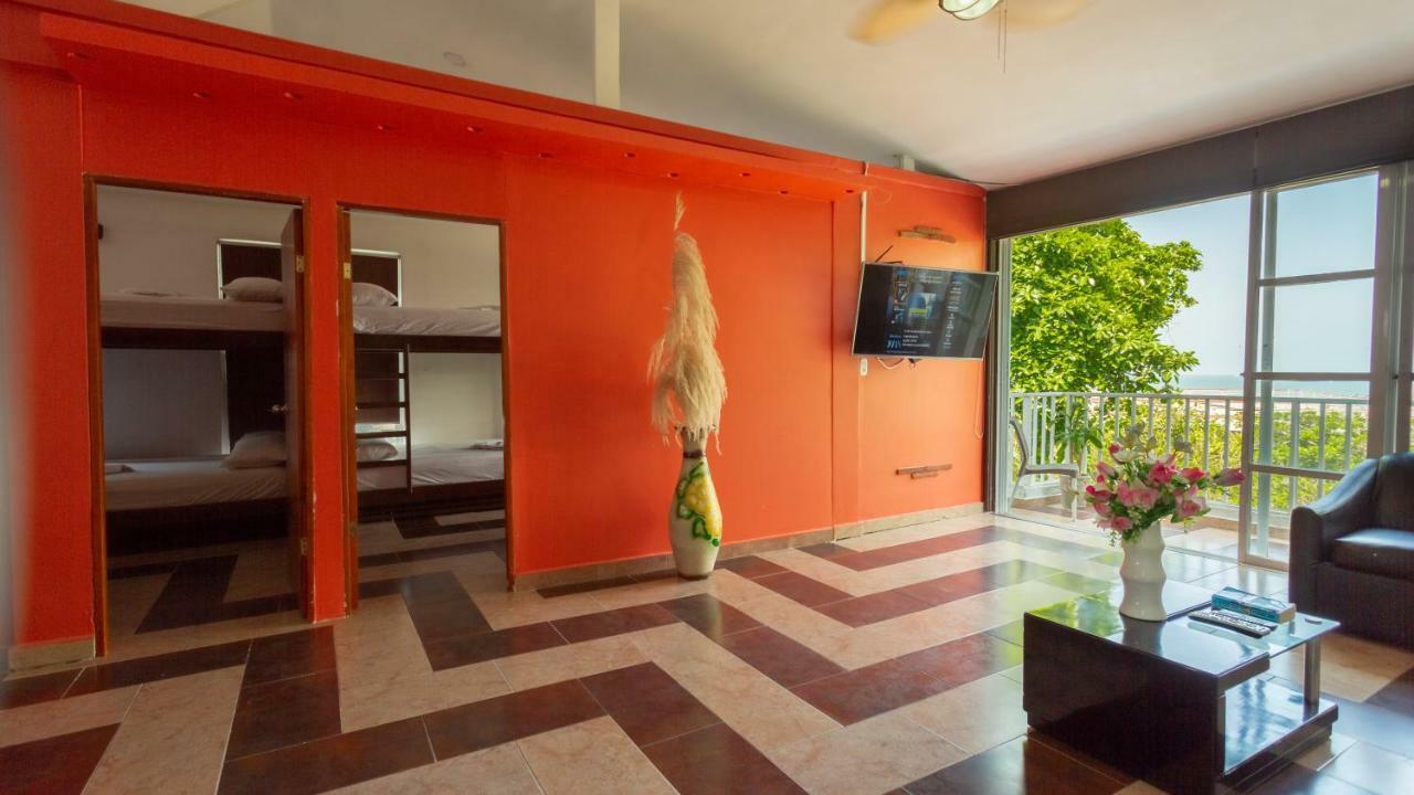 Hollywood Beach Suite Cartagena エクステリア 写真